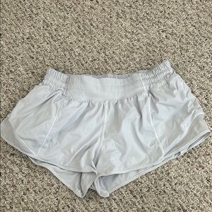 Lululemon Athletica White Athletic Shorts with Elastic Waistband